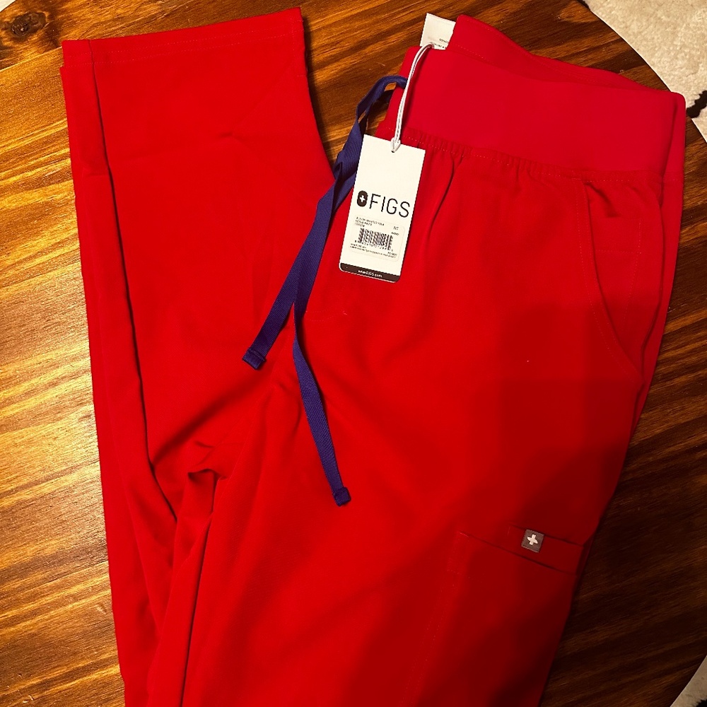 Figs scrubs